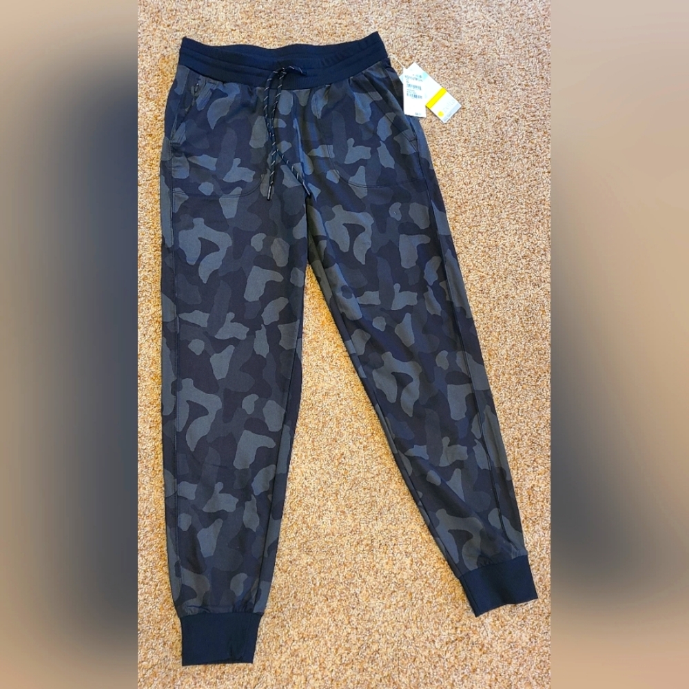 Zella Camo Joggers